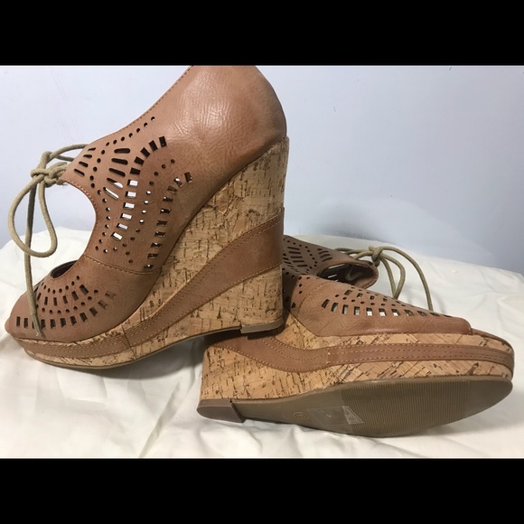 Brown wedge sandal - Picture 5 of 5